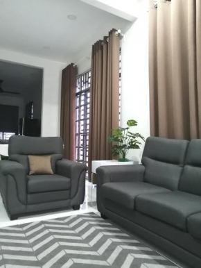 Simple Home by Aimie Fully Aircond